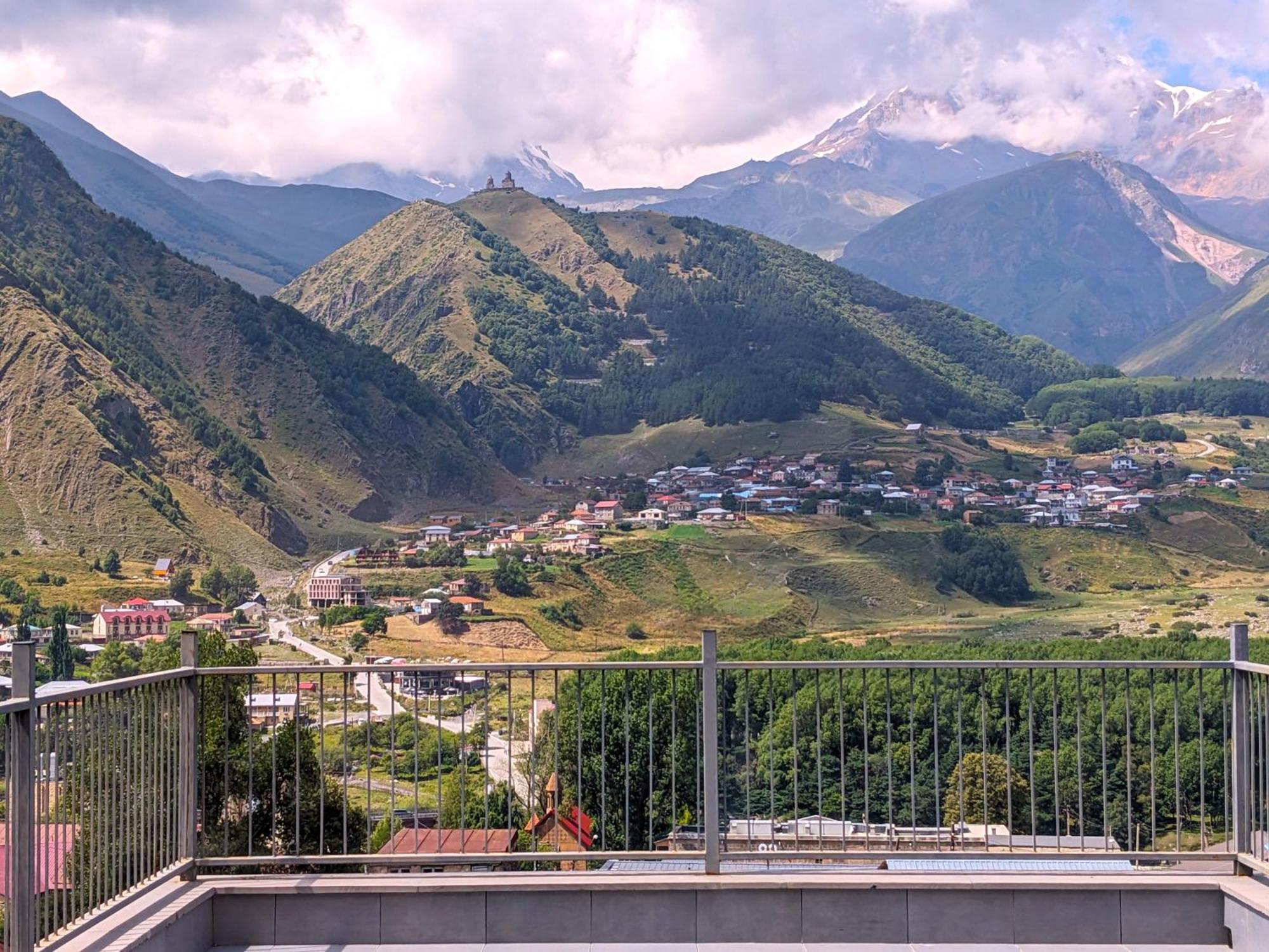 Milky Way Hotel Kazbegi Luaran gambar